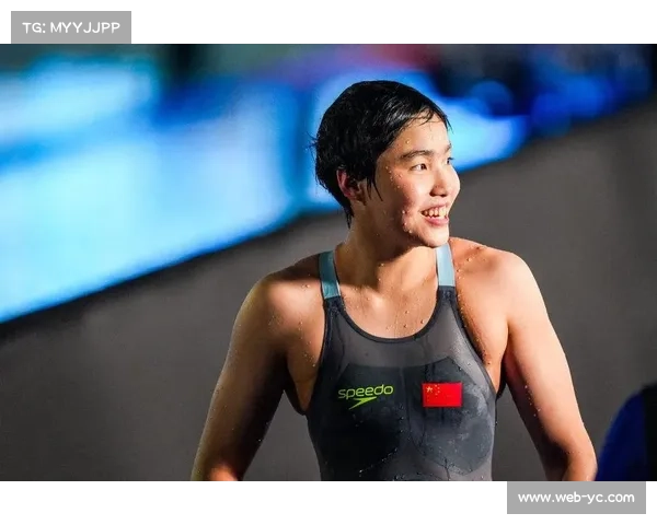 13岁中国游泳小将于子迪破例当选知名媒体年度最佳女子青年游泳运动员